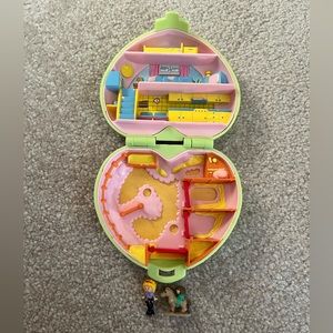 Vintage 1989 Polly Pocket: Polly’s Pony Club